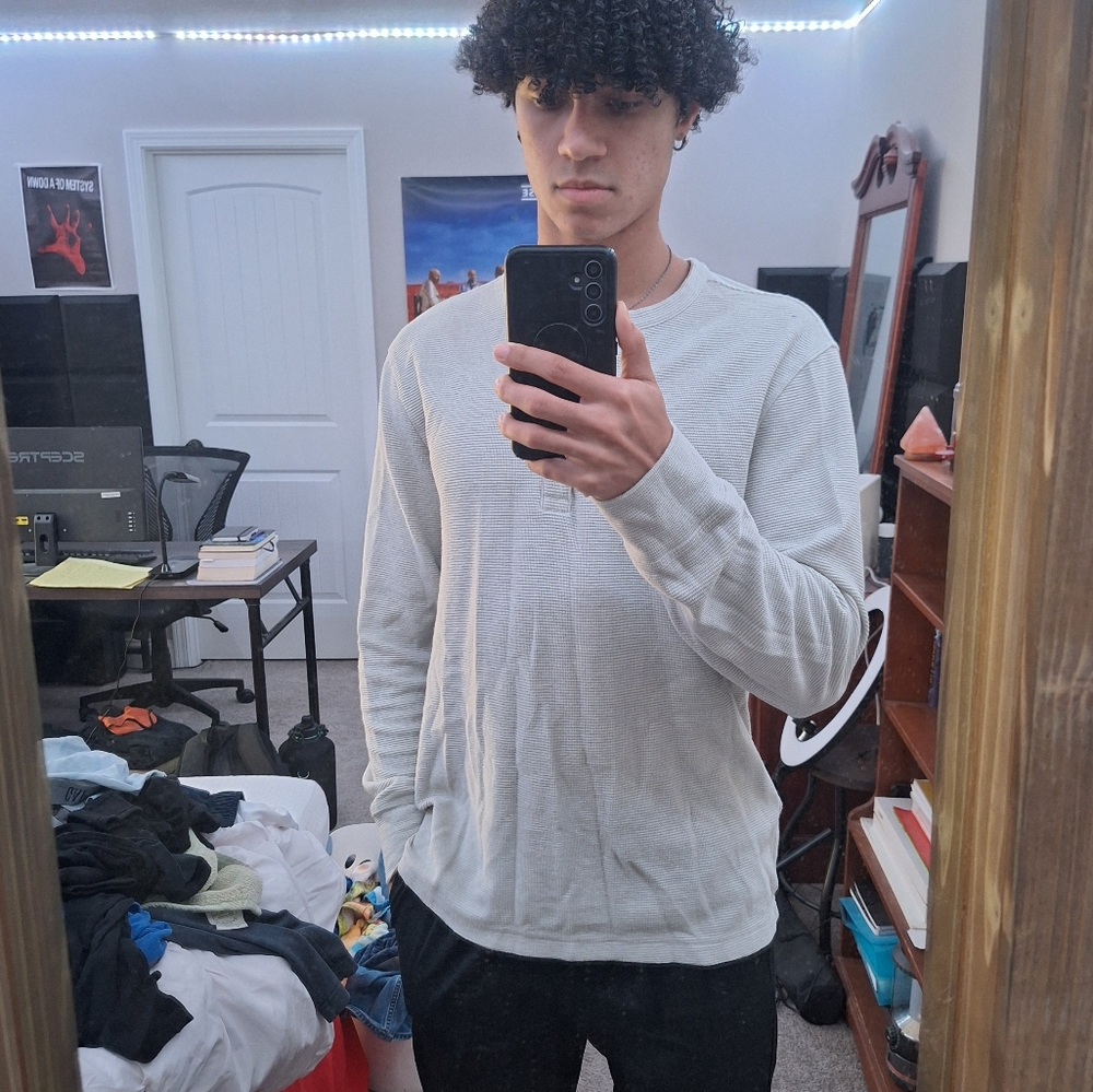Large Light Grey Sweater
